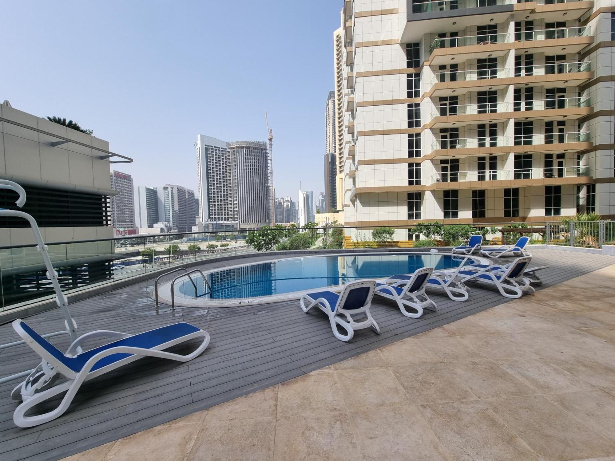 Dunya Tower Luxury And 2 Min Walk To Dubai Mall And Burj Khalifa In Heart Of Downtown Exteriör bild