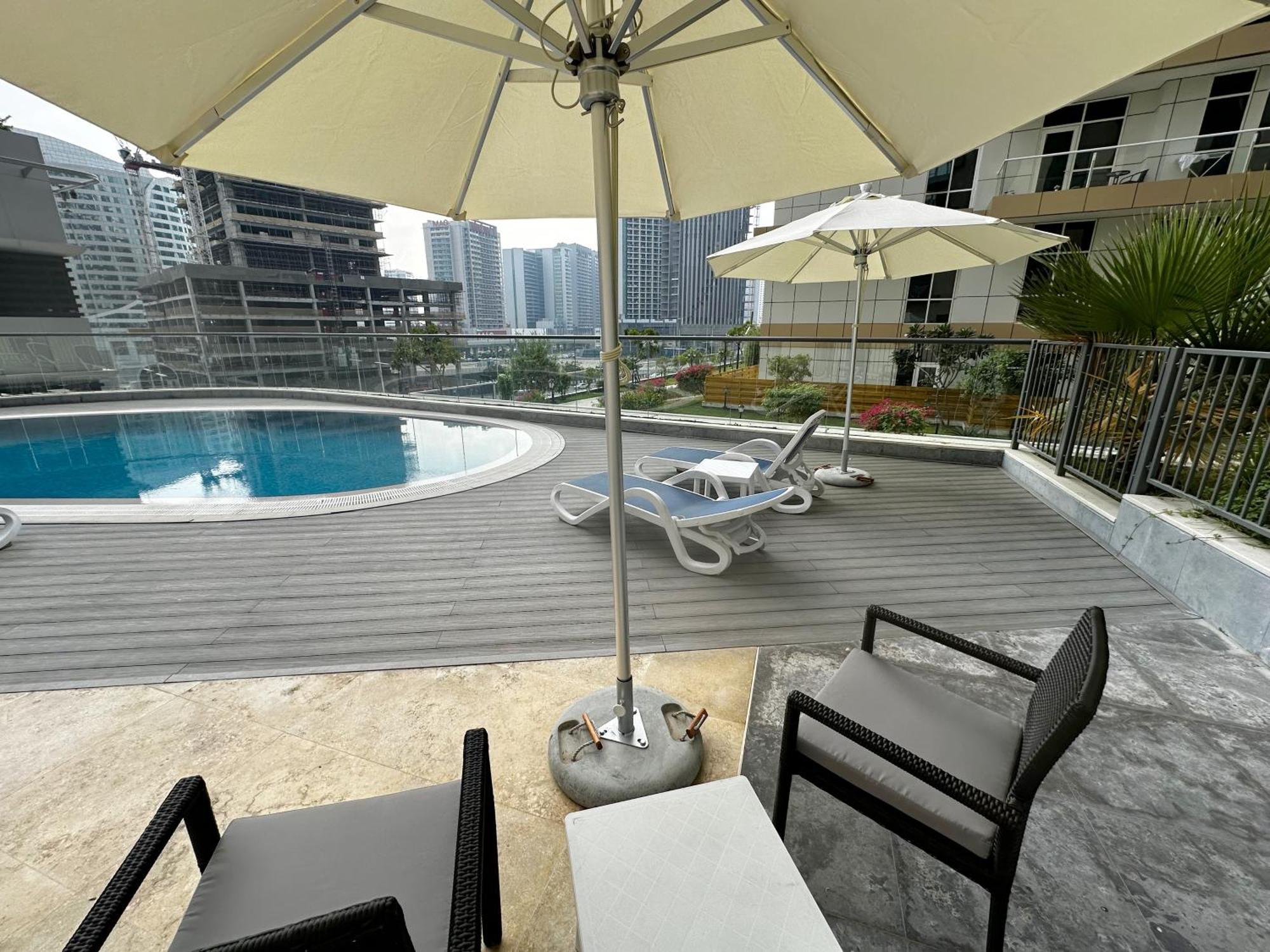 Dunya Tower Luxury And 2 Min Walk To Dubai Mall And Burj Khalifa In Heart Of Downtown Exteriör bild