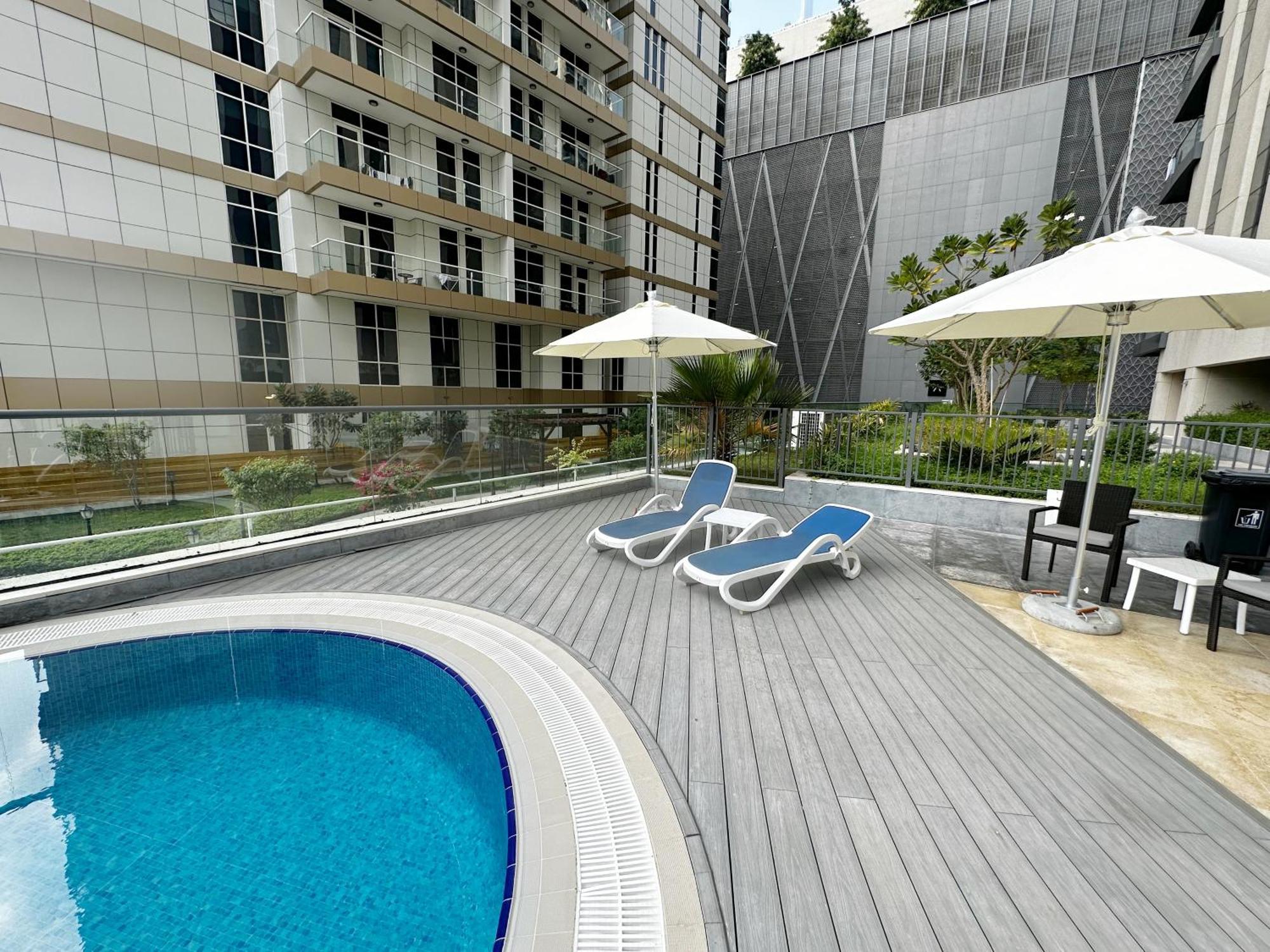 Dunya Tower Luxury And 2 Min Walk To Dubai Mall And Burj Khalifa In Heart Of Downtown Exteriör bild